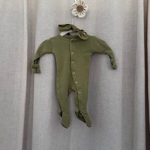 L’ovedBaby Green Preemie/NB Organic Cotton Snaps Footies with Bow